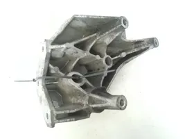 Skoda Fabia Mk1 (6Y) Support, suspension du moteur 045199207H