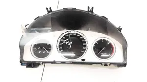 Mercedes-Benz C AMG W204 Compteur de vitesse tableau de bord A2049005707