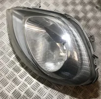 Opel Vivaro Lampa przednia 7700311373