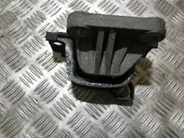 Opel Corsa D Supporto di montaggio del motore 468646740