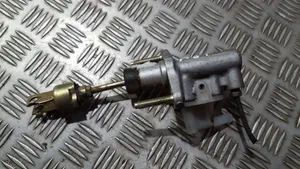 Toyota Corolla Verso E121 Główny cylinder sprzęgła B48