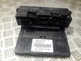 Mercedes-Benz C W203 Module confort 2035453401