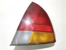 Mitsubishi Carisma Lampa tylna 