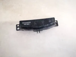 Nissan Qashqai Interruptor de encendido/apagado del airbag de pasajero 