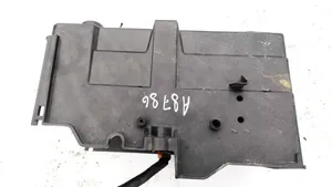 Ford Focus Batteriekasten AM5110723AD