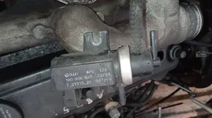 Volkswagen PASSAT B5 Turboahtimen magneettiventtiili 1H0906627