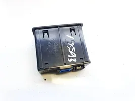 Renault Kadjar USB-pistokeliitin 280239732r