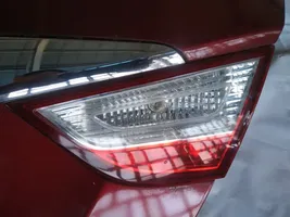 Hyundai Sonata Takaluukun takavalot 