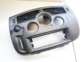 Renault Scenic II -  Grand scenic II Griglia di ventilazione centrale cruscotto p8200233546