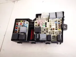 Ford Focus Fuse box set av6t14a142ab