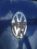 Volkswagen Touareg I Manufacturer badge logo/emblem 