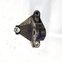 Nissan Primera Support, suspension du moteur 