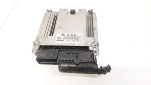 Volkswagen Tiguan Calculateur moteur ECU 03C906032T