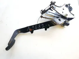 Toyota Avensis T250 Brake pedal 