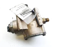 Volkswagen Golf V Polttoaineen ruiskutuksen suurpainepumppu 030127025R