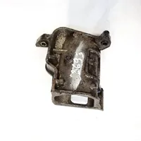 Mazda CX-7 Engine mounting bracket 