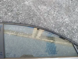 Opel Vectra C Front door window glass four-door 