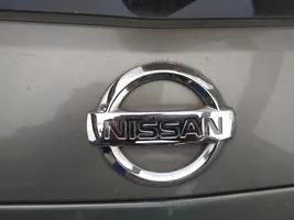 Nissan Primera Gamintojo ženkliukas 