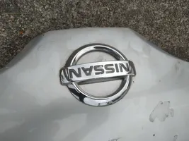 Nissan Almera Tino Mostrina con logo/emblema della casa automobilistica 