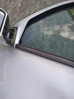 Mercedes-Benz C W203 Priekinių durų stiklo apdaila 