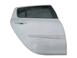 Renault Clio III Galinės durys baltos