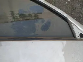 Volkswagen Golf IV Priekinių durų stiklo apdaila 