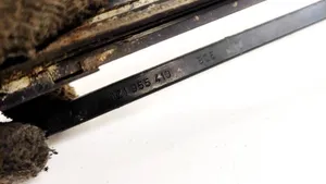 Skoda Octavia Mk2 (1Z) Ramię wycieraczki szyby przedniej / czołowej 1Z1955410