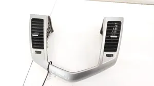 Chevrolet Cruze Centrālais gaisa ventilācijas režģis 95999099