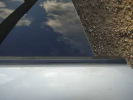 Subaru Legacy Galinių durų stiklo apdaila 