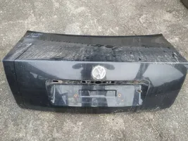 Volkswagen PASSAT B5 Задняя крышка (багажника) JUODAS