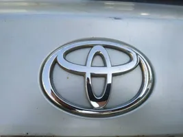 Toyota Avensis T250 Mostrina con logo/emblema della casa automobilistica 