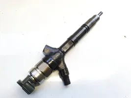 Toyota Corolla Verso AR10 Injecteur de carburant 236700g010