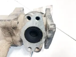 Volkswagen Touran I EGR valve 038131501af