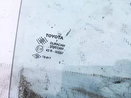 Toyota Corolla Verso AR10 Szyba drzwi przednich 