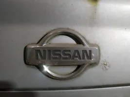 Nissan Primera Emblemat / Znaczek 