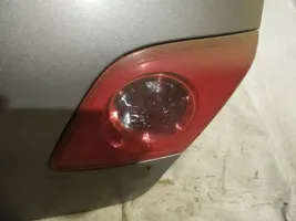 Mazda 3 I Takaluukun takavalot 