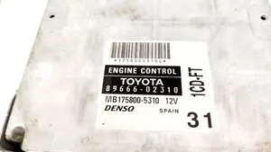 Toyota Corolla E120 E130 Sterownik / Moduł ECU 8966602310