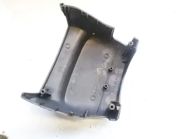 Nissan Primera Garniture de colonne de volant 484702f000