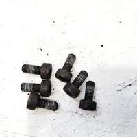 Ford Focus Nuts/bolts 