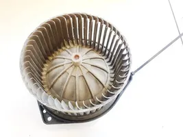 Nissan Primera Pečiuko ventiliatorius/ putikas 