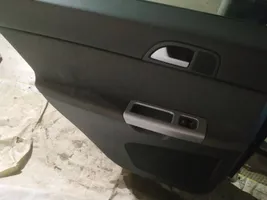 Volvo V50 Aizmugurējās durvis melynos