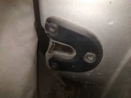 Opel Vectra C Front door lock 
