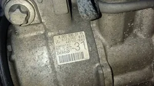 Mercedes-Benz E W212 Компрессор (насос) кондиционера воздуха A0022303111