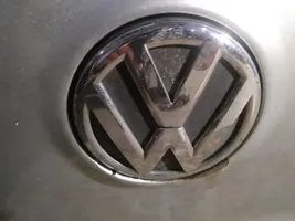 Volkswagen Golf VI Takaluukun ulkopuolinen lukko 