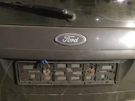 Ford Focus Barra luminosa targa del portellone del bagagliaio 