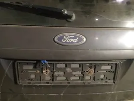 Ford Focus Trunk door license plate light bar 