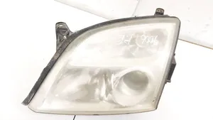 Opel Signum Lampa przednia 15588700