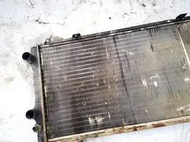 Volkswagen Polo IV 9N3 Radiateur de refroidissement 