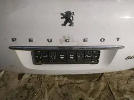 Peugeot 807 Éclairage de plaque d'immatriculation 