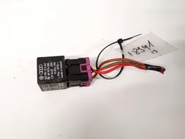 Audi A4 S4 B5 8D Other relay 443951253aa